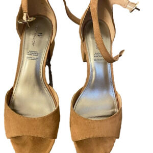 Worthington suede tan heel sandals